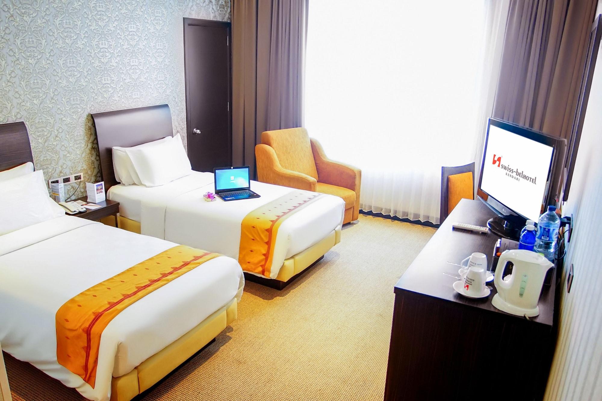 Swiss-Belhotel Kendari Exteriör bild